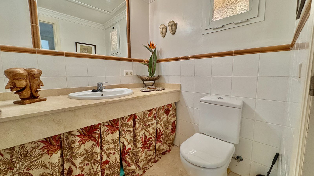 4 Bed Townhouse for sale in Puerto Banús Costa Del Sol, Málaga, Spain