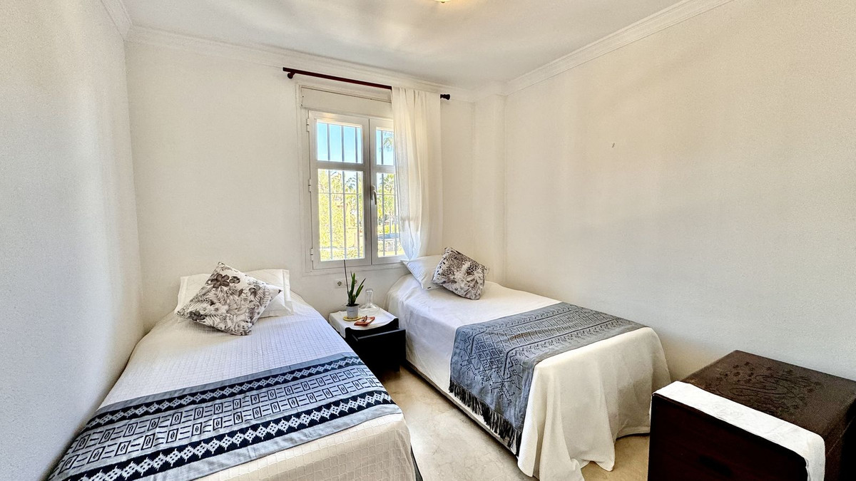 4 Bed Townhouse for sale in Puerto Banús Costa Del Sol, Málaga, Spain