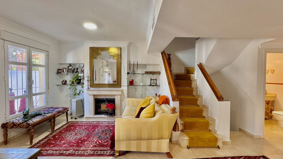 4 Bed Townhouse for sale in Puerto Banús Costa Del Sol, Málaga, Spain