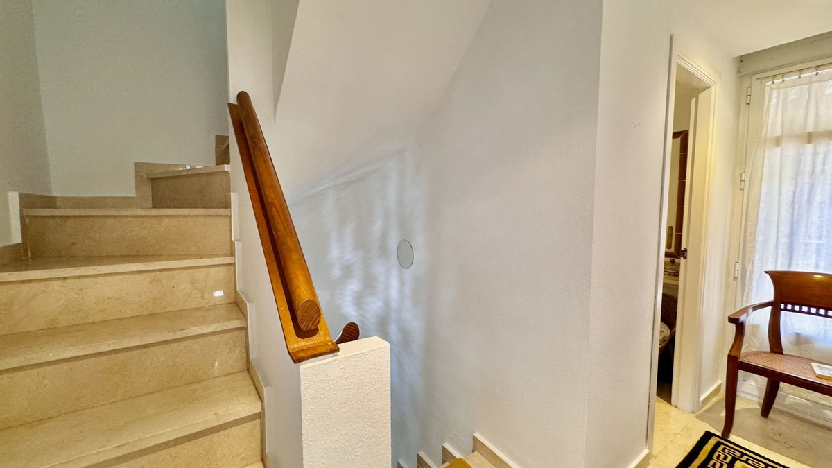 4 Bed Townhouse for sale in Puerto Banús Costa Del Sol, Málaga, Spain