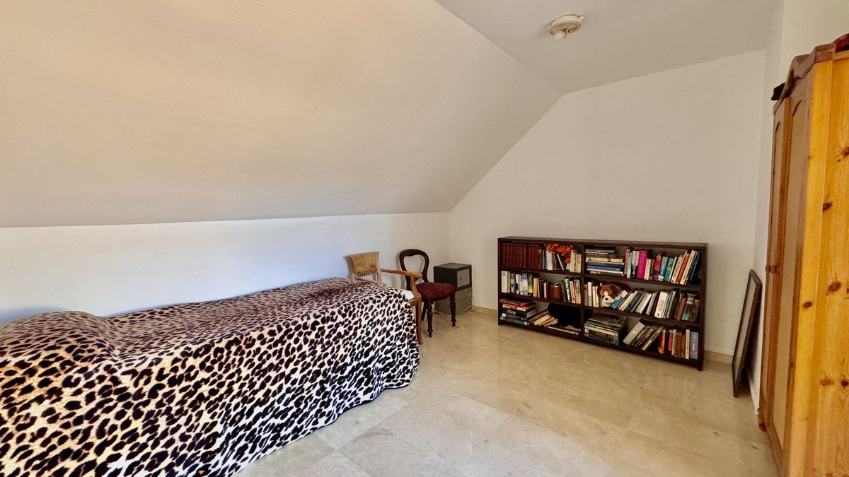 4 Bed Townhouse for sale in Puerto Banús Costa Del Sol, Málaga, Spain