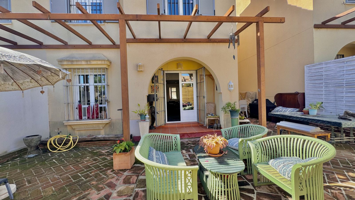 4 Bed Townhouse for sale in Puerto Banús Costa Del Sol, Málaga, Spain