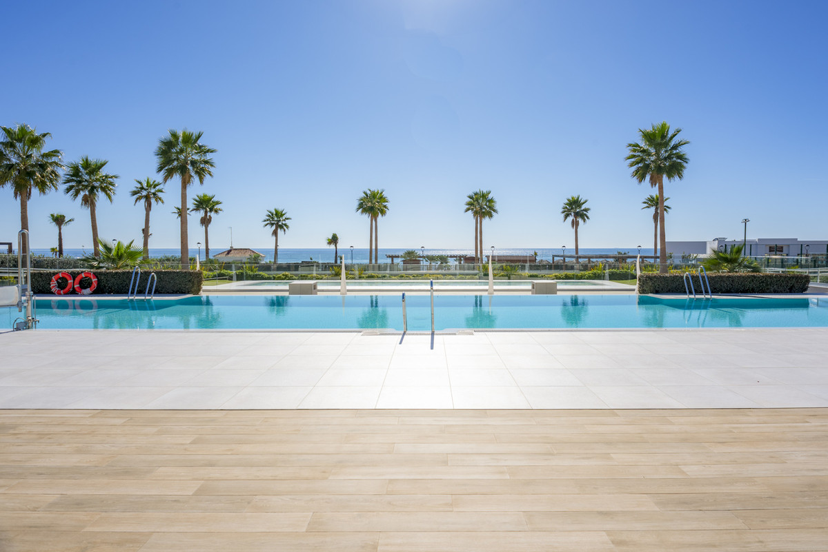 3 Bed Apartment for sale in Estepona Costa Del Sol, Málaga, Spain