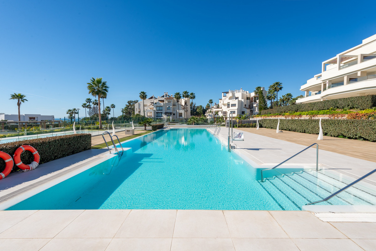 3 Bed Apartment for sale in Estepona Costa Del Sol, Málaga, Spain