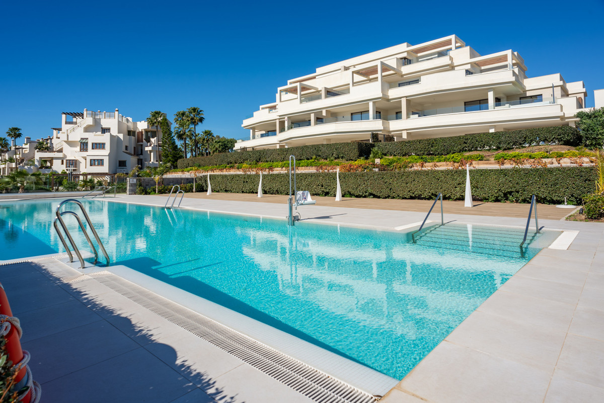 3 Bed Apartment for sale in Estepona Costa Del Sol, Málaga, Spain