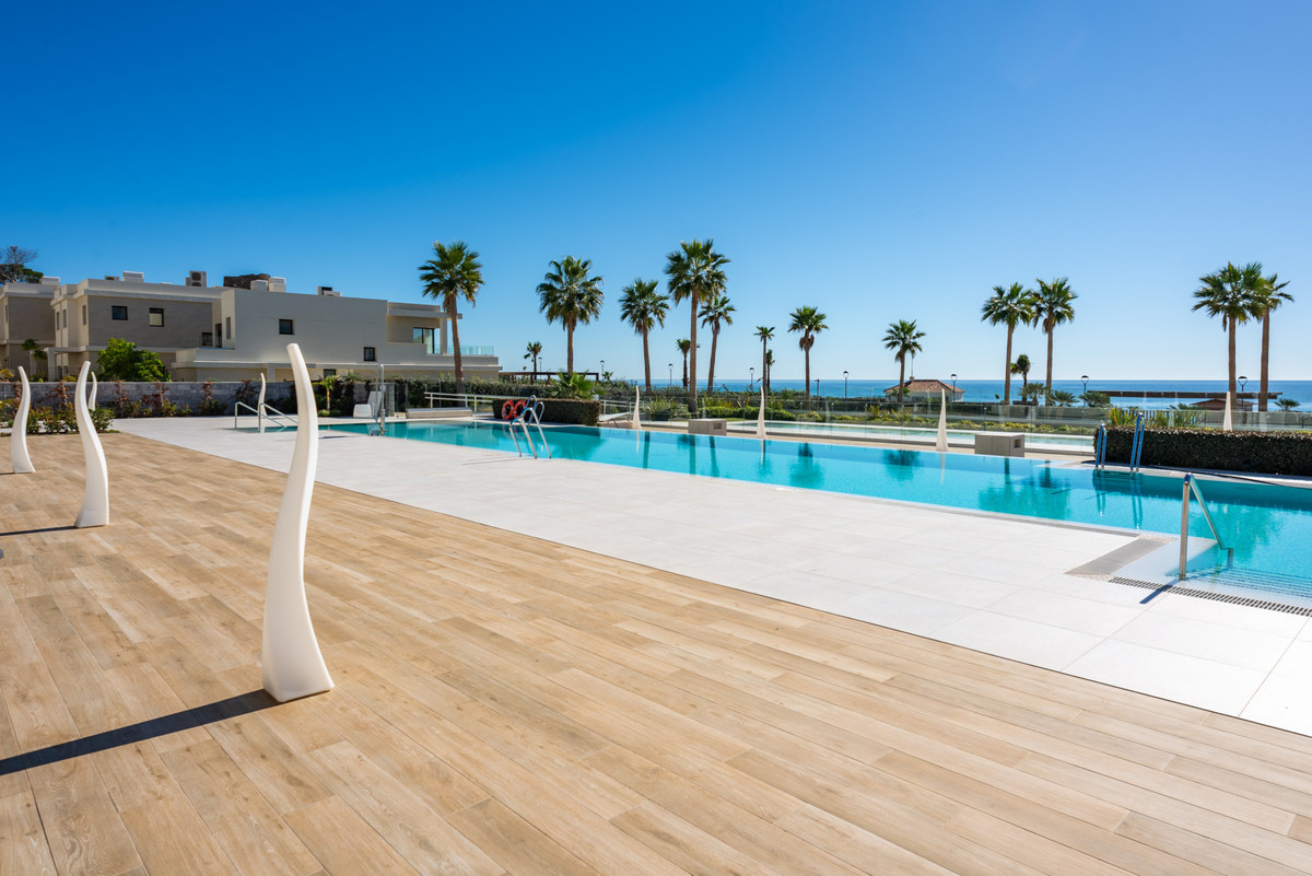 3 Bed Apartment for sale in Estepona Costa Del Sol, Málaga, Spain