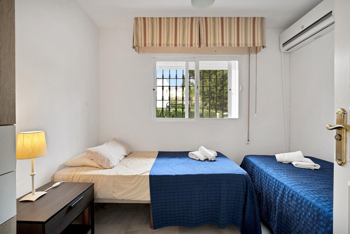 5 Bed Townhouse for sale in Elviria Costa Del Sol, Málaga, Spain