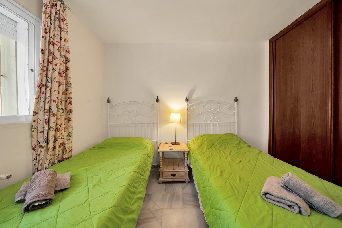5 Bed Townhouse for sale in Elviria Costa Del Sol, Málaga, Spain