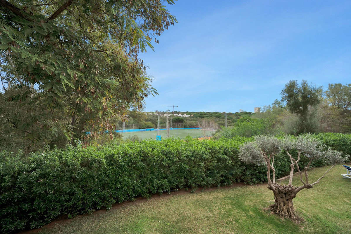 5 Bed Townhouse for sale in Elviria Costa Del Sol, Málaga, Spain