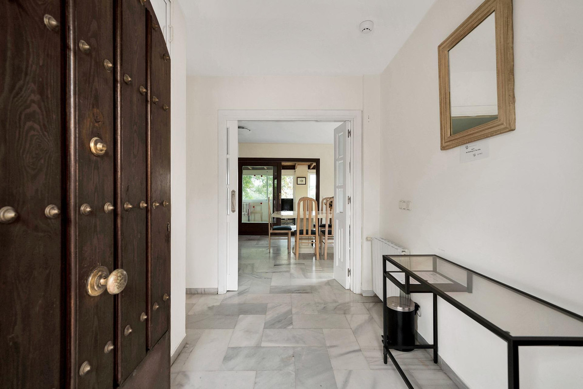 5 Bed Townhouse for sale in Elviria Costa Del Sol, Málaga, Spain