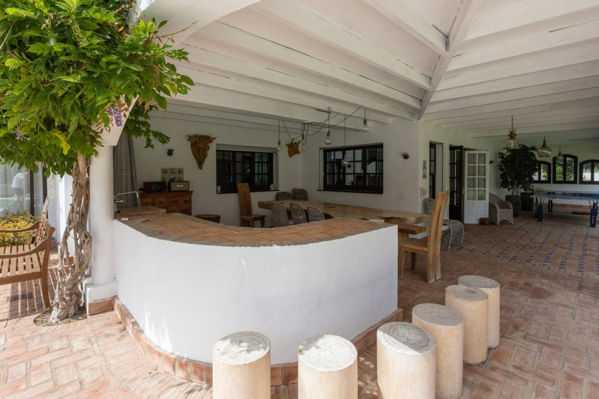 Se vende Villa - Chalet de 4 dormitorios en Costa Del Sol, Málaga, España