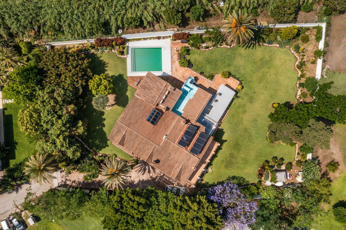 Se vende Villa - Chalet de 4 dormitorios en Costa Del Sol, Málaga, España