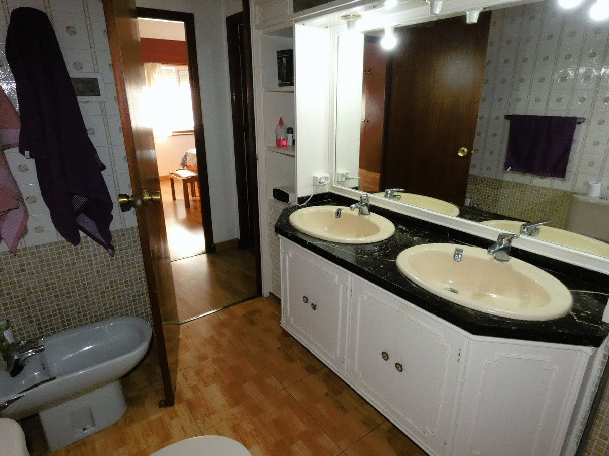 Se vende Apartamento Planta Media de 3 dormitorios en Costa Blanca, Alicante, España