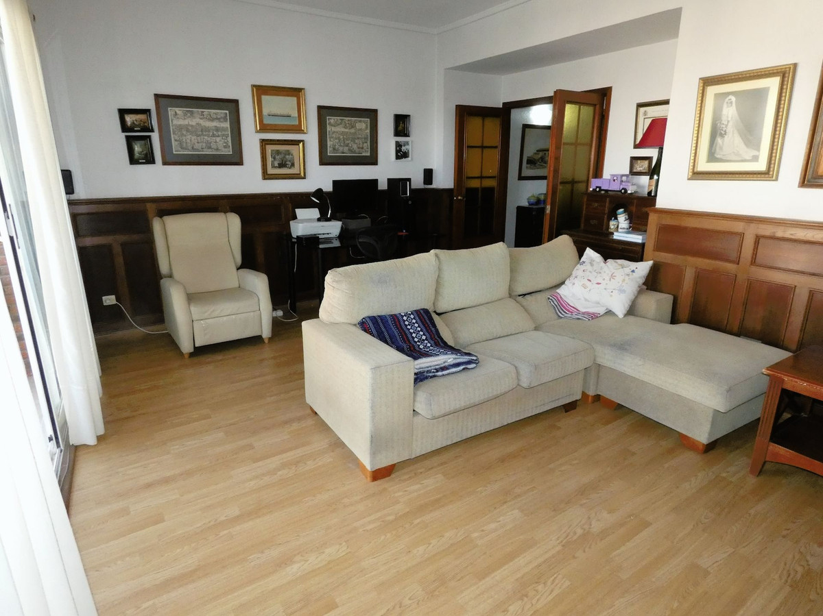Se vende Apartamento Planta Media de 3 dormitorios en Costa Blanca, Alicante, España
