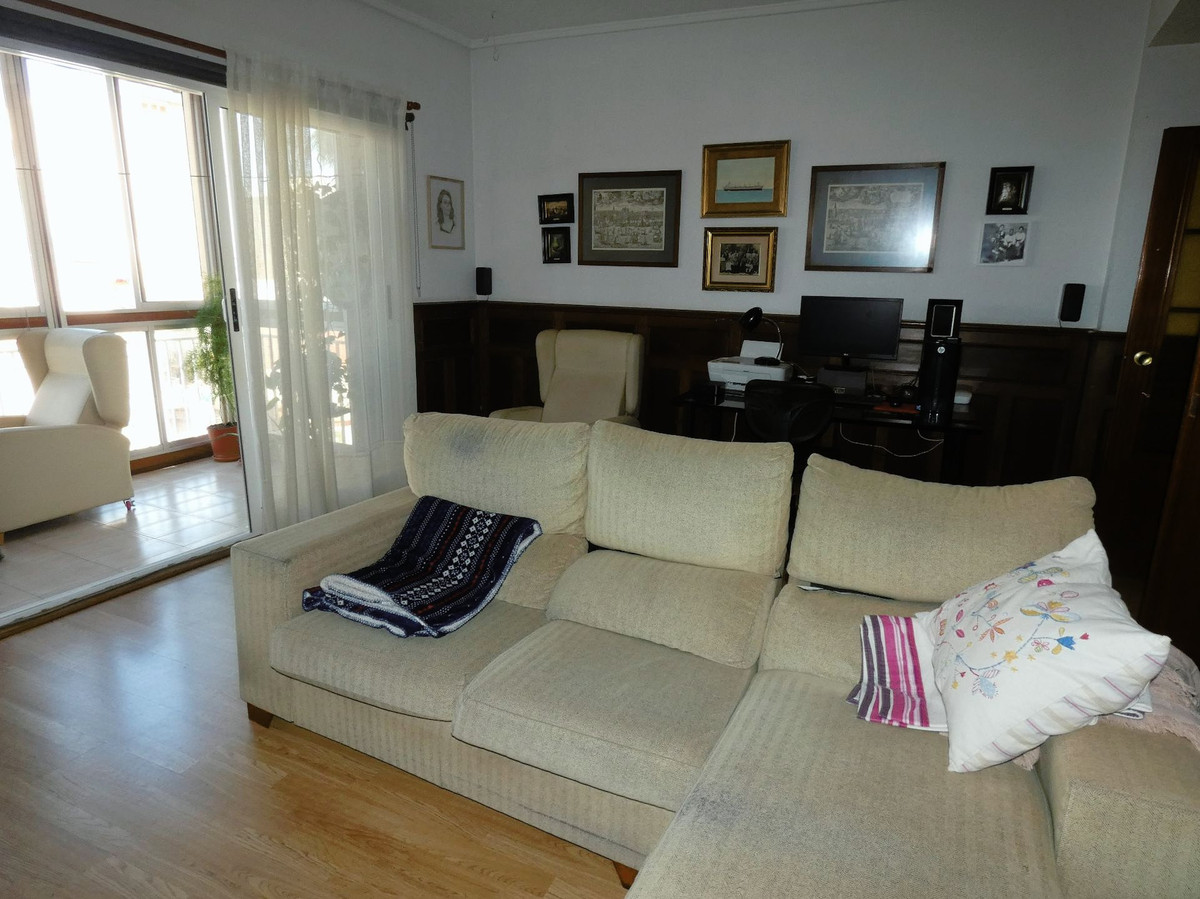 Se vende Apartamento Planta Media de 3 dormitorios en Costa Blanca, Alicante, España