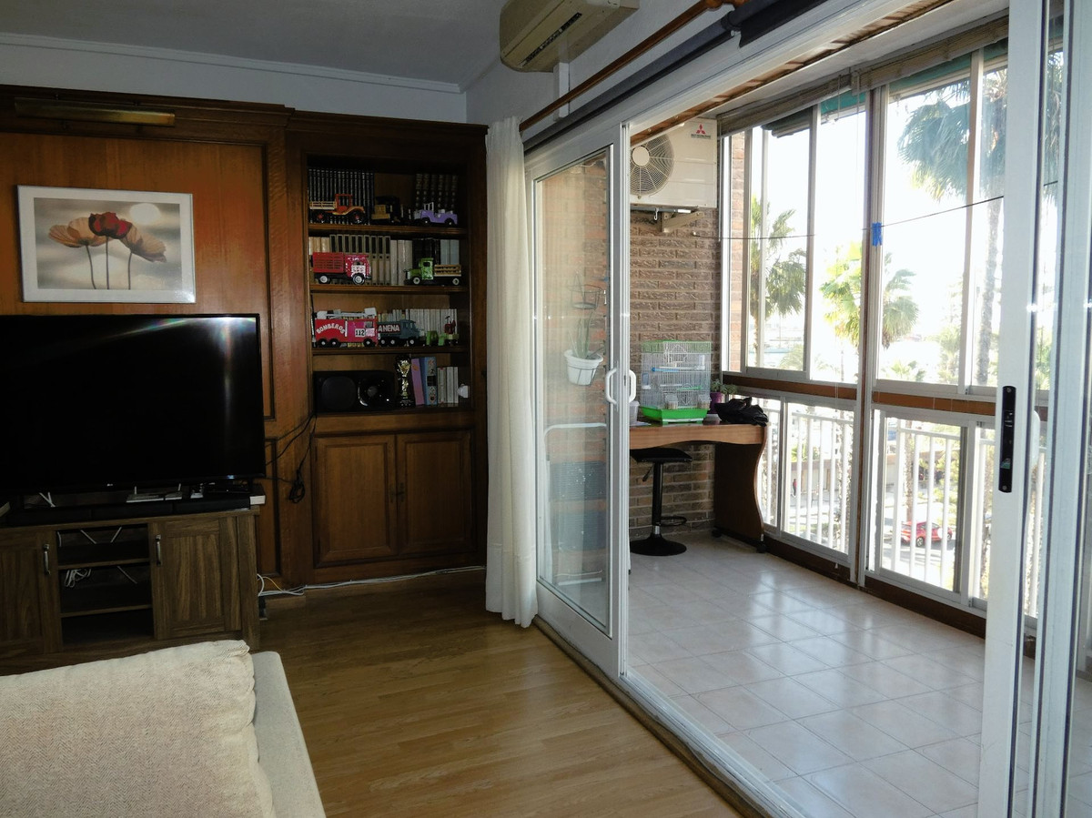 Se vende Apartamento Planta Media de 3 dormitorios en Costa Blanca, Alicante, España