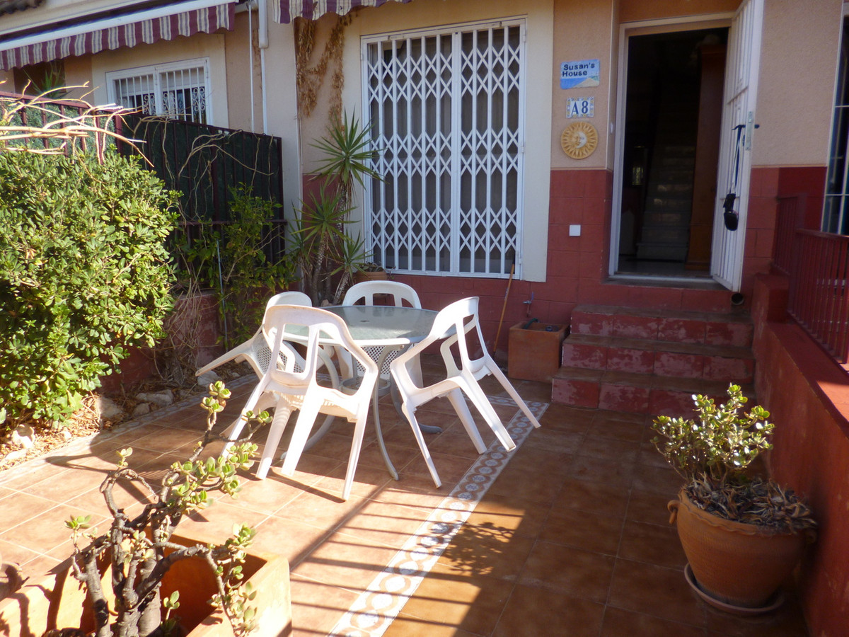 Se vende Adosada de 3 dormitorios en Costa Blanca, Alicante, España
