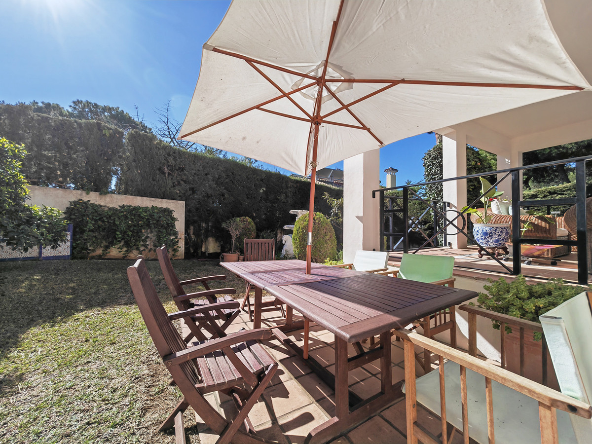 4 Bed Townhouse for sale in Marbesa Costa Del Sol, Málaga, Spain