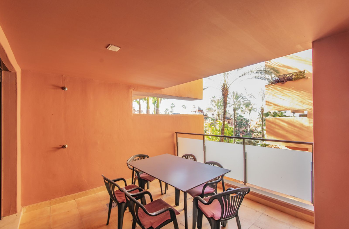 3 Bed Apartment for sale in New Golden Mile Costa Del Sol, Málaga, Spain