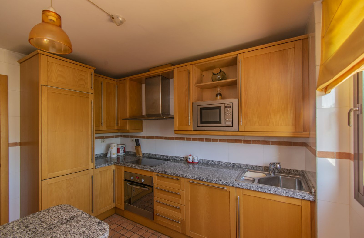 3 Bed Apartment for sale in New Golden Mile Costa Del Sol, Málaga, Spain