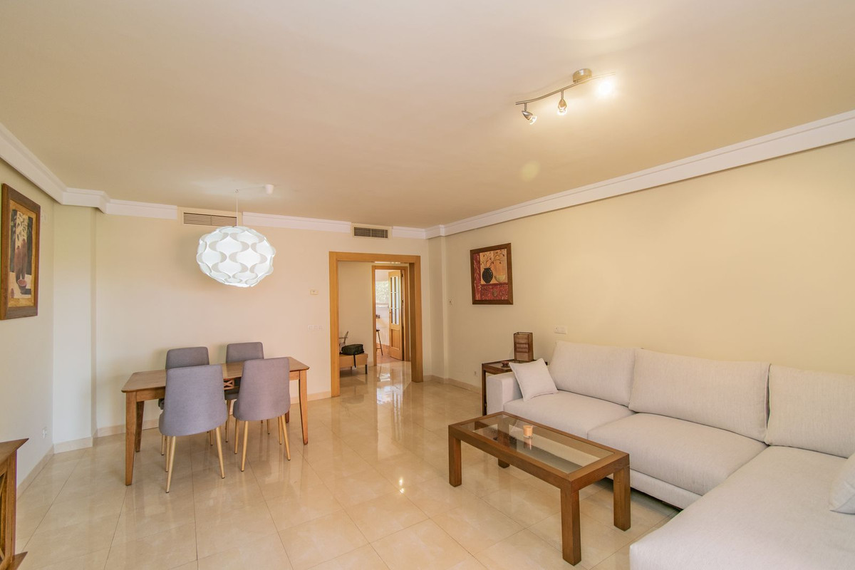 3 Bed Apartment for sale in New Golden Mile Costa Del Sol, Málaga, Spain
