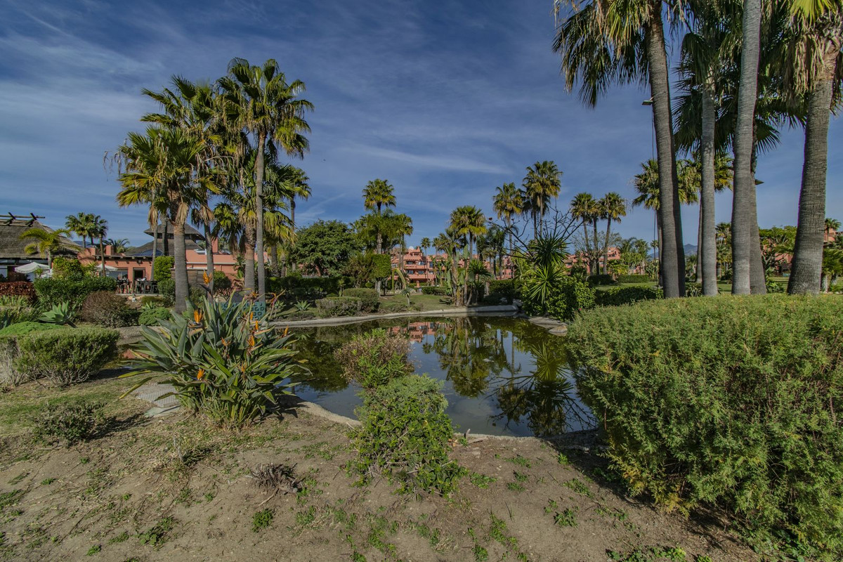 3 Bed Apartment for sale in New Golden Mile Costa Del Sol, Málaga, Spain