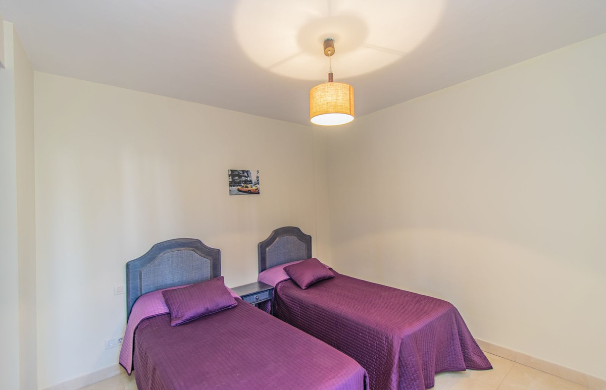 3 Bed Apartment for sale in New Golden Mile Costa Del Sol, Málaga, Spain