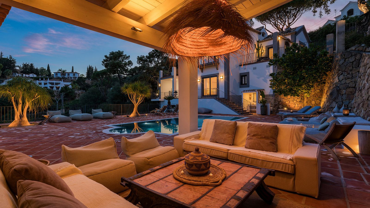 Se vende Villa - Chalet de 4 dormitorios en Costa Del Sol, Málaga, España