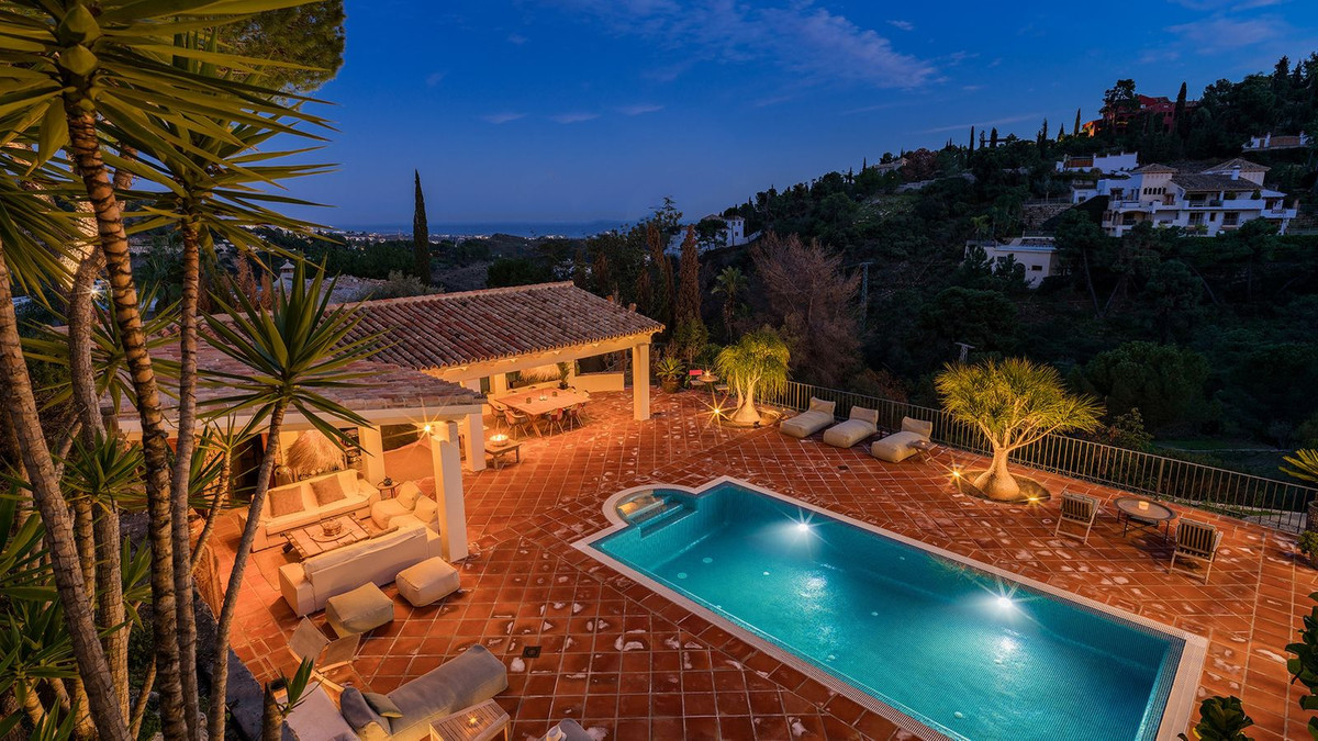 Se vende Villa - Chalet de 4 dormitorios en Costa Del Sol, Málaga, España