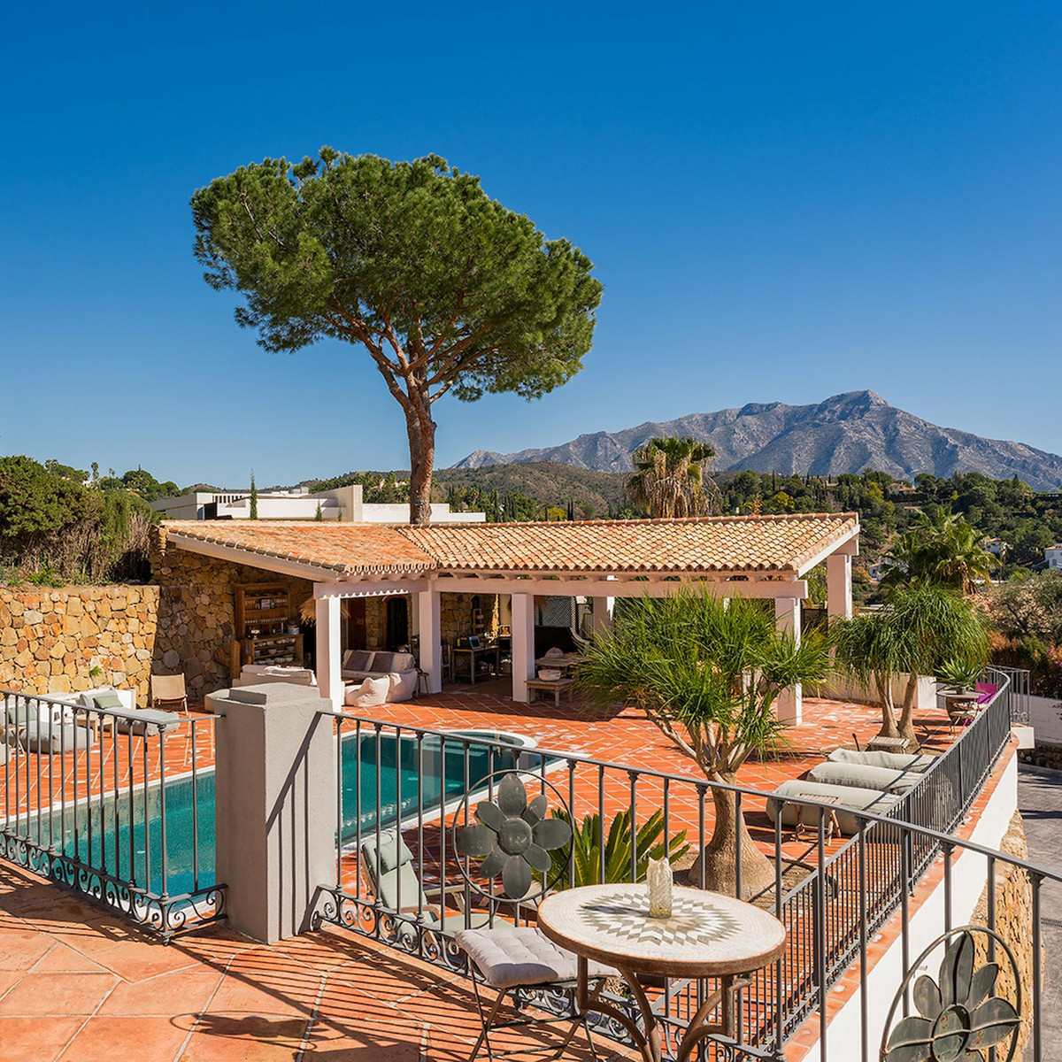 Se vende Villa - Chalet de 4 dormitorios en Costa Del Sol, Málaga, España
