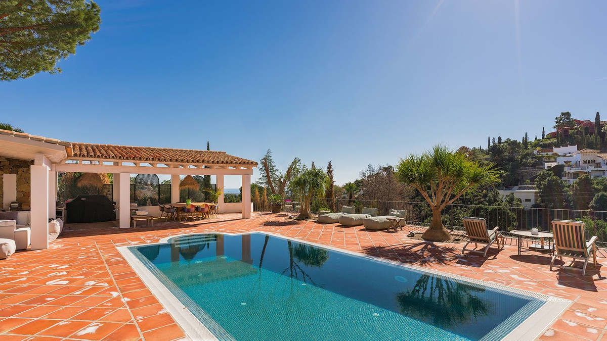 Se vende Villa - Chalet de 4 dormitorios en Costa Del Sol, Málaga, España