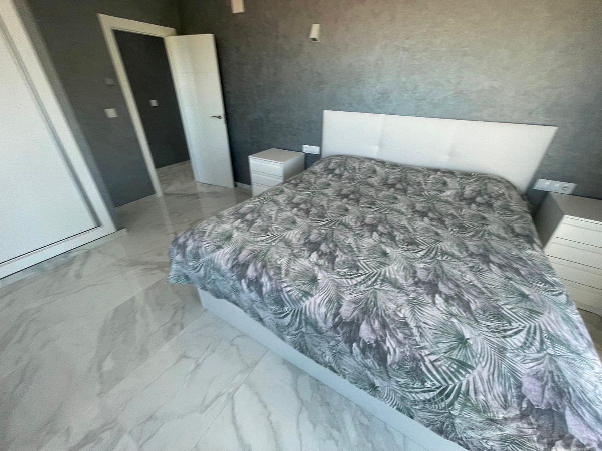 Se vende Villa - Chalet de 5 dormitorios en Costa Blanca, Alicante, España