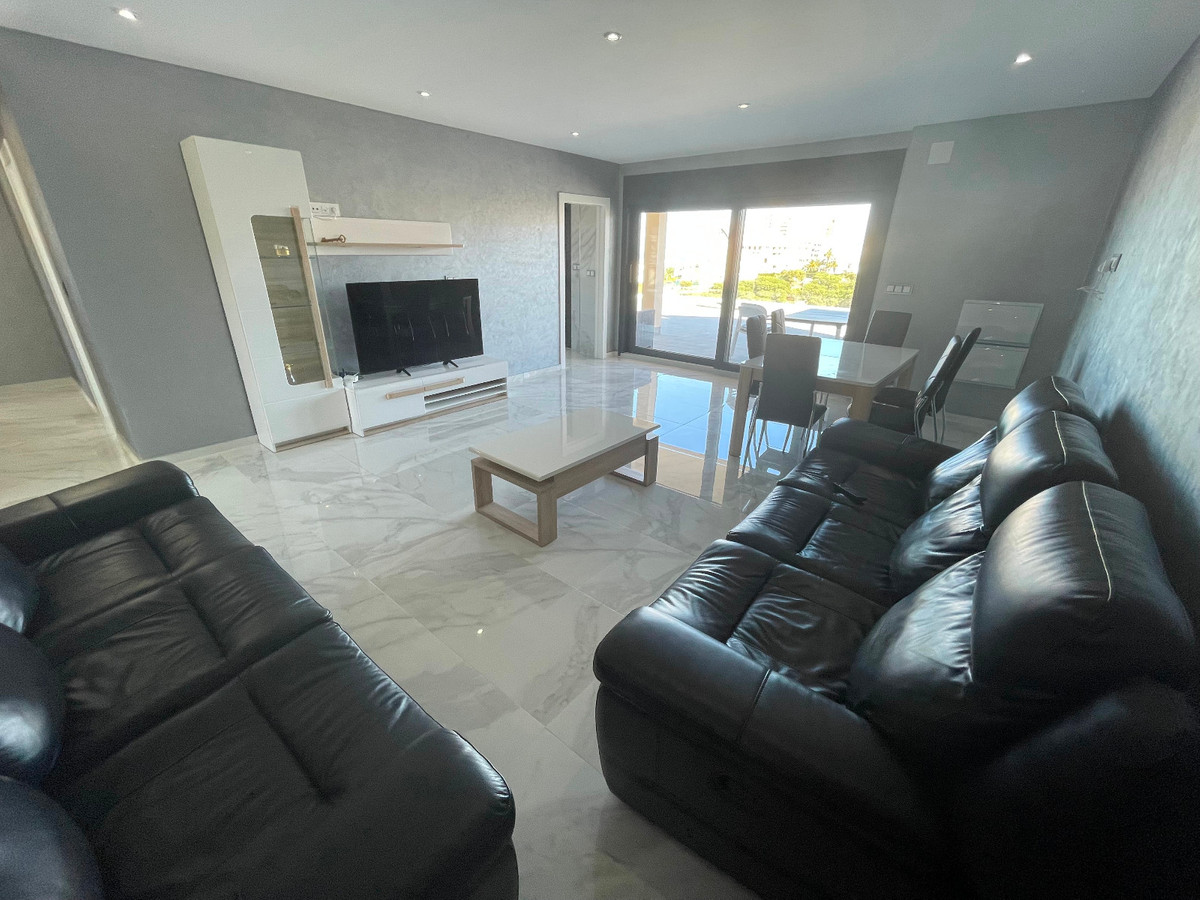 Se vende Villa - Chalet de 5 dormitorios en Costa Blanca, Alicante, España
