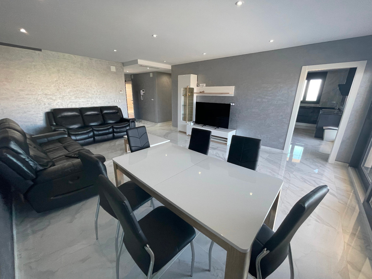 Se vende Villa - Chalet de 5 dormitorios en Costa Blanca, Alicante, España