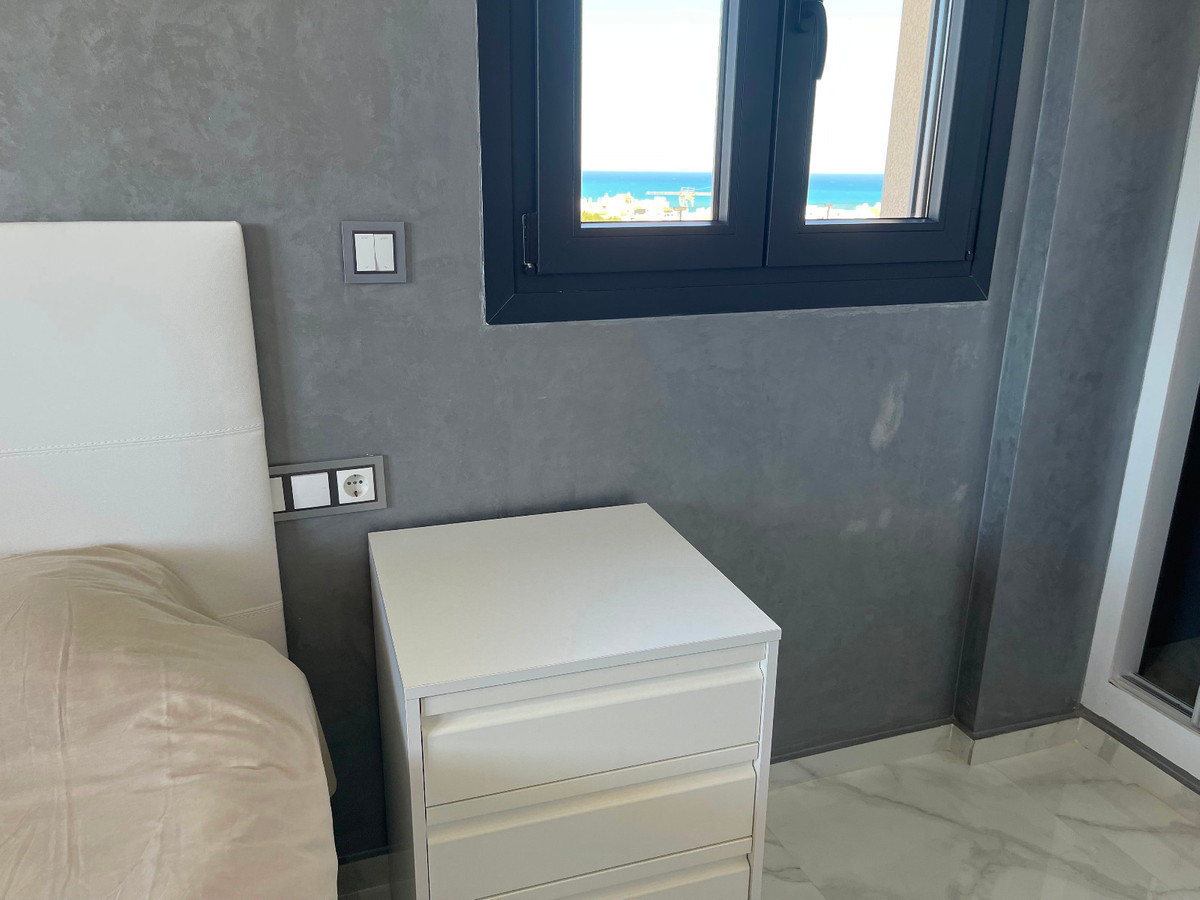 Se vende Villa - Chalet de 5 dormitorios en Costa Blanca, Alicante, España