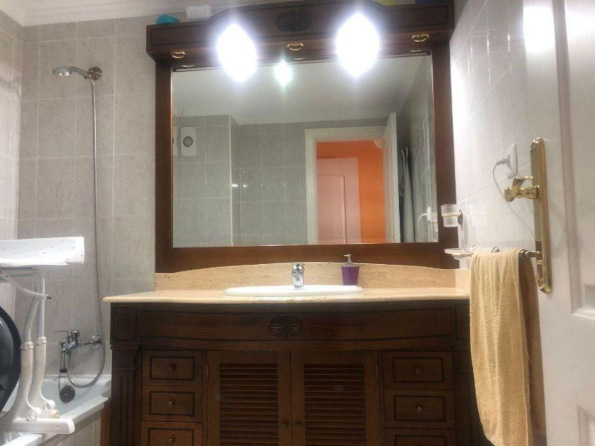 4 Bed Apartment for sale in Nueva Andalucía Costa Del Sol, Málaga, Spain