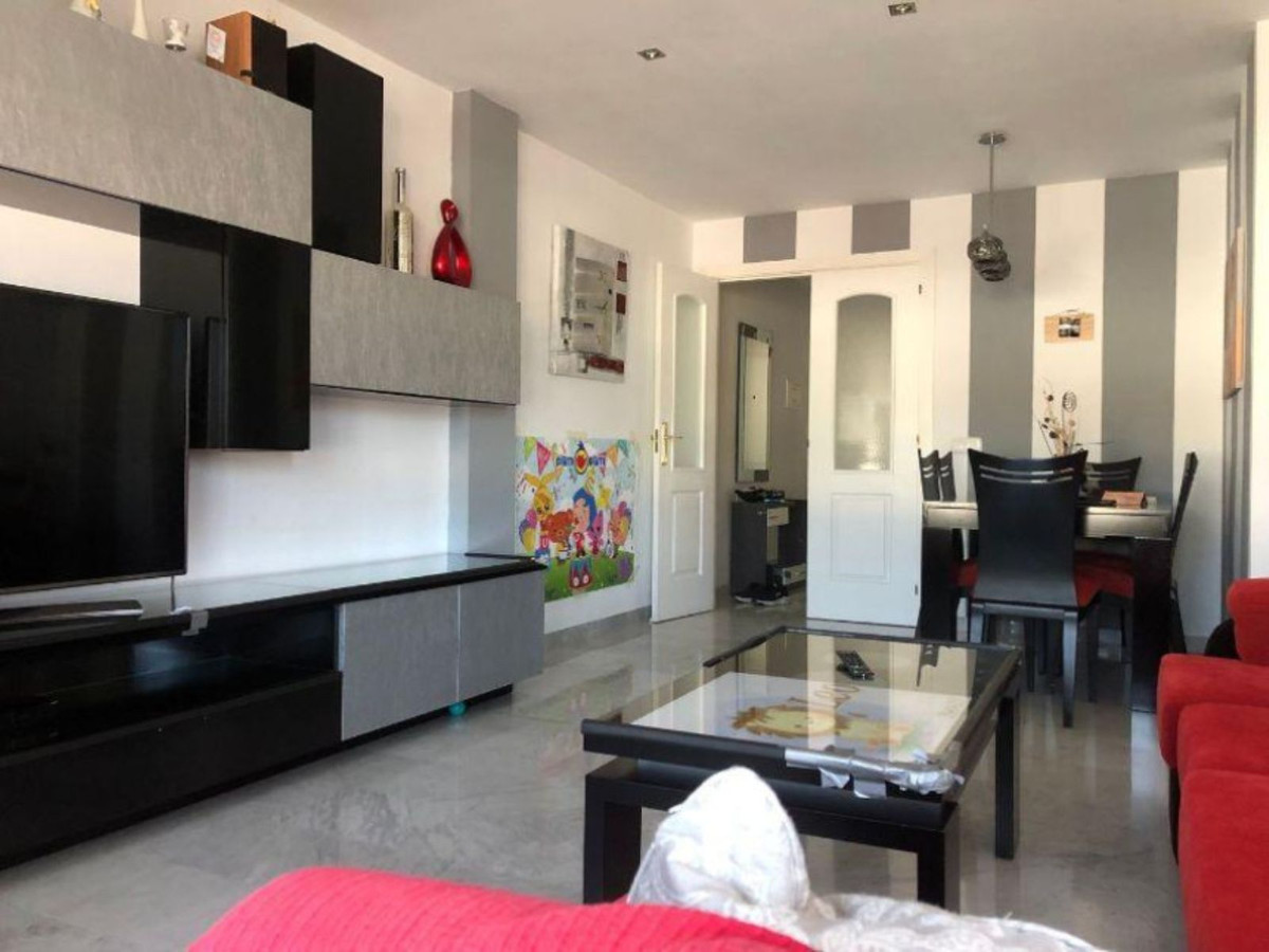 4 Bed Apartment for sale in Nueva Andalucía Costa Del Sol, Málaga, Spain