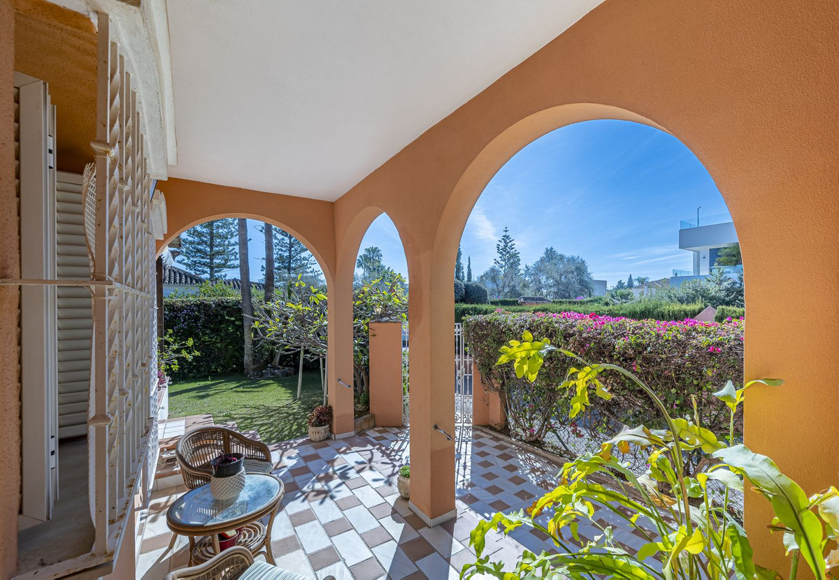 4 Bed Townhouse for sale in The Golden Mile Costa Del Sol, Málaga, Spain