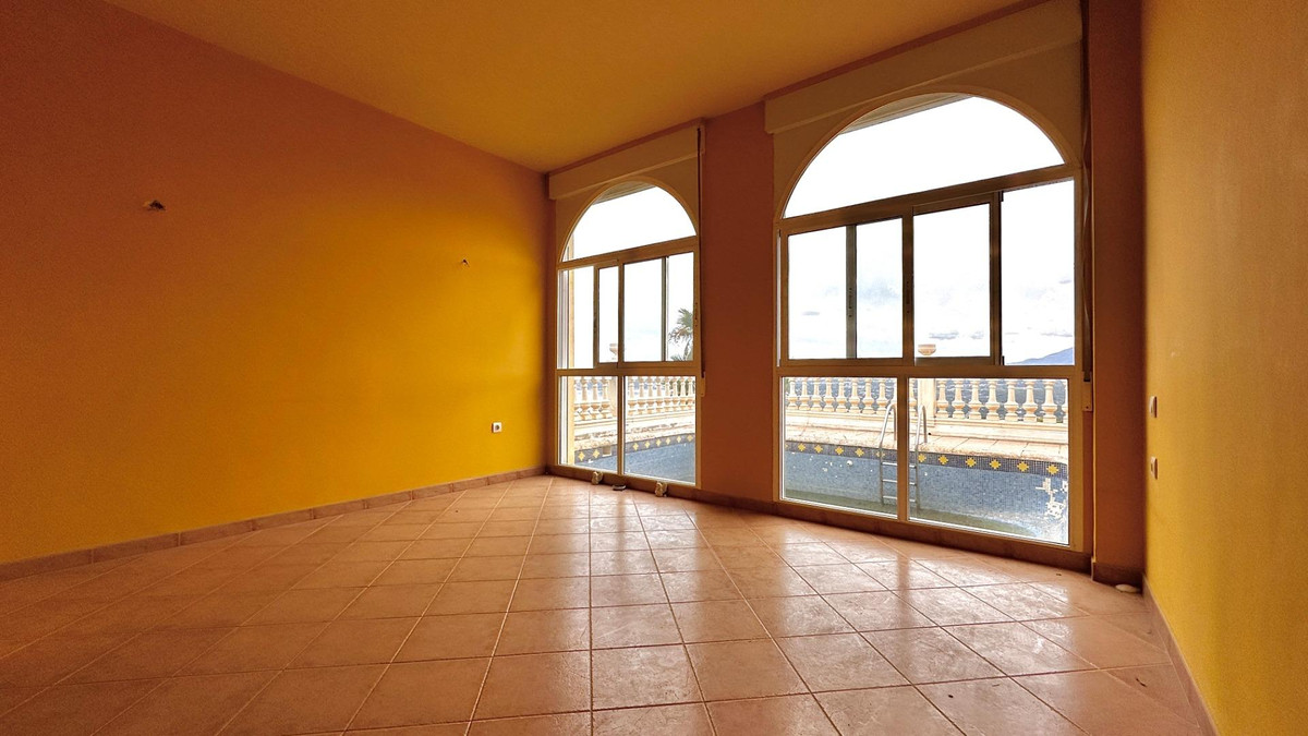 5 Bed Townhouse for sale in Altea Costa Blanca, Alicante, Spain