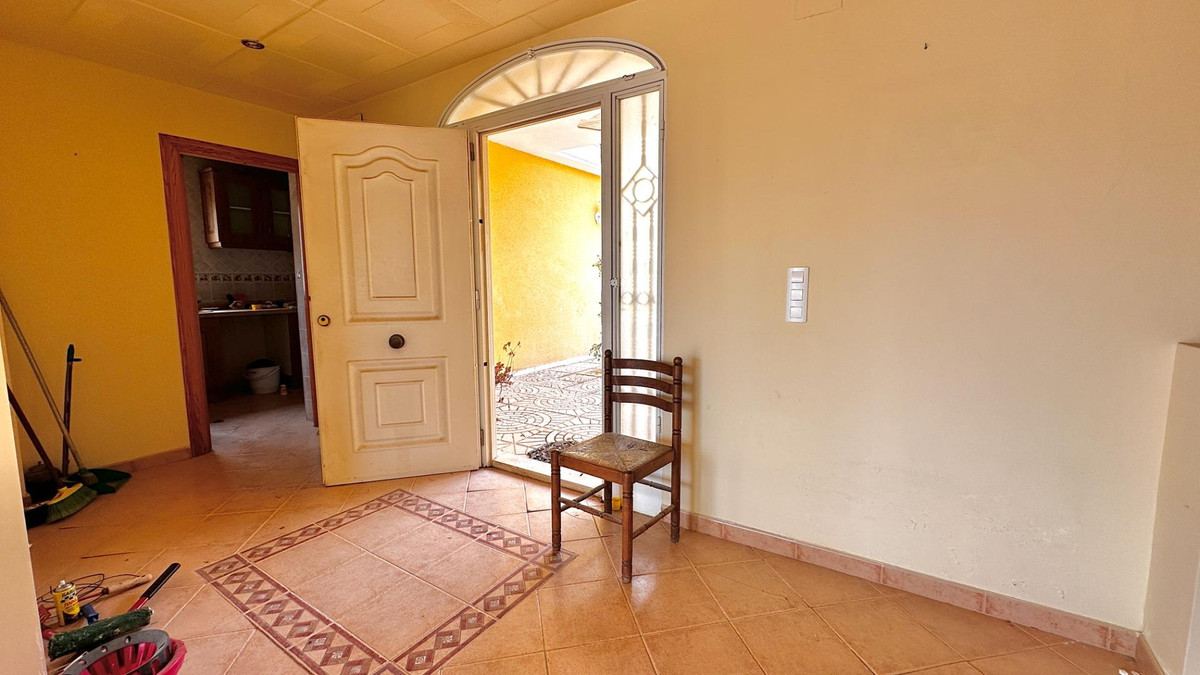 5 Bed Townhouse for sale in Altea Costa Blanca, Alicante, Spain