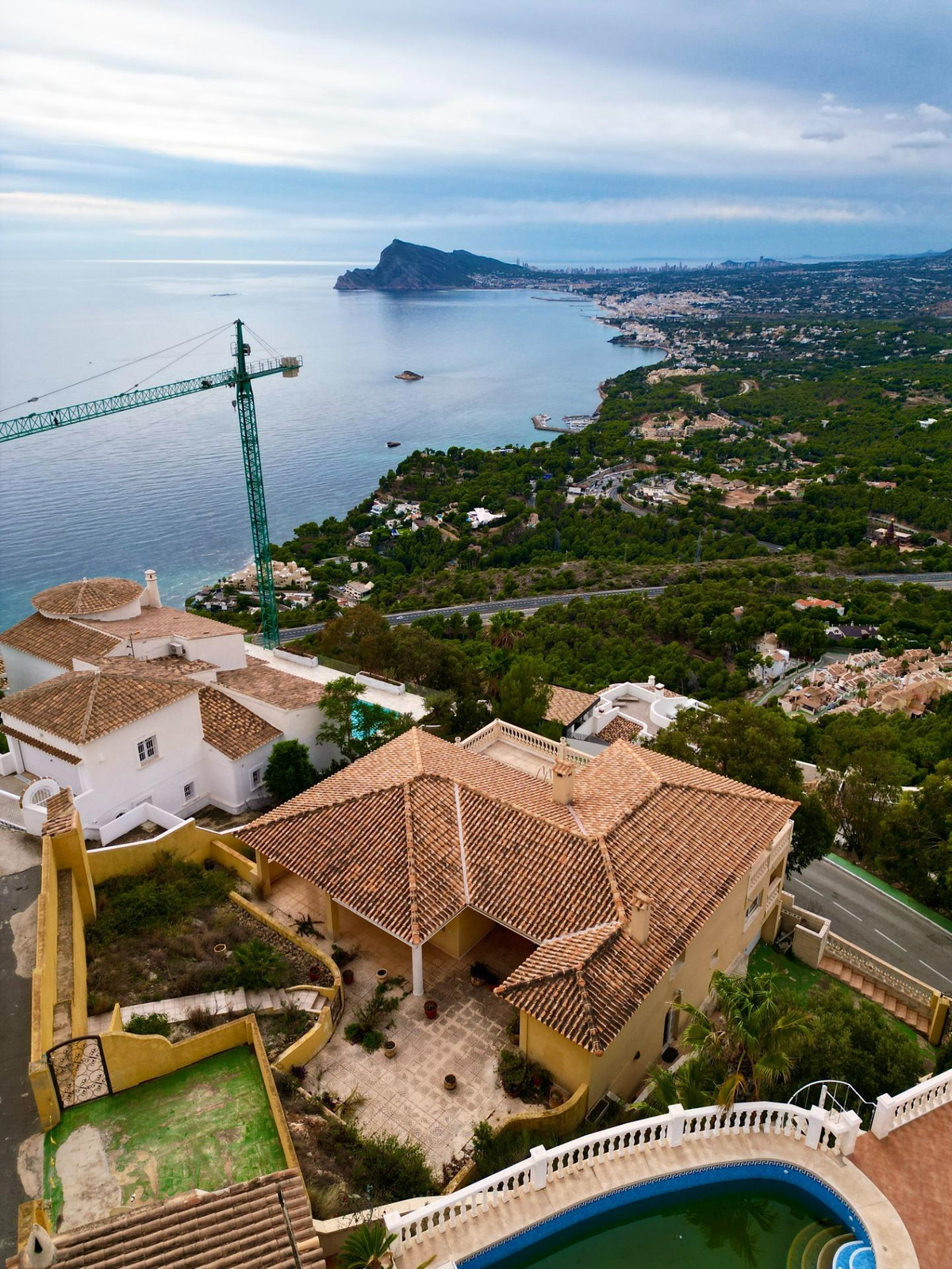 5 Bed Townhouse for sale in Altea Costa Blanca, Alicante, Spain