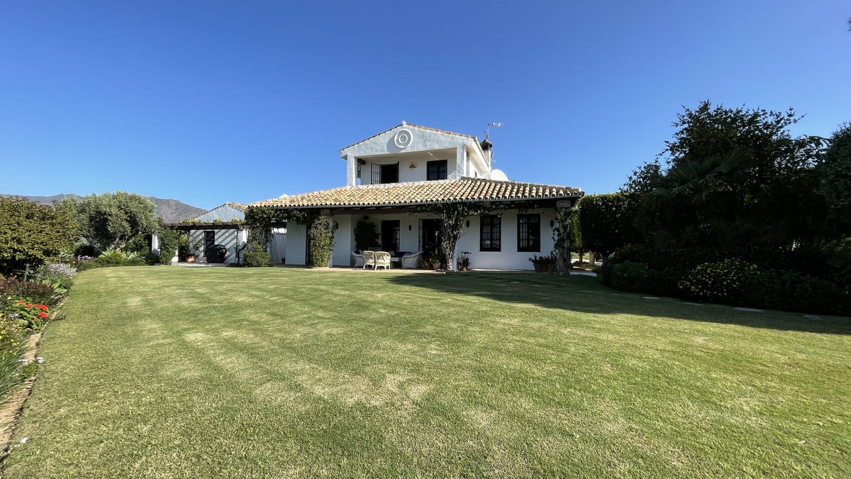 4 Bed Townhouse for sale in La Cala De Mijas Costa Del Sol, Málaga, Spain