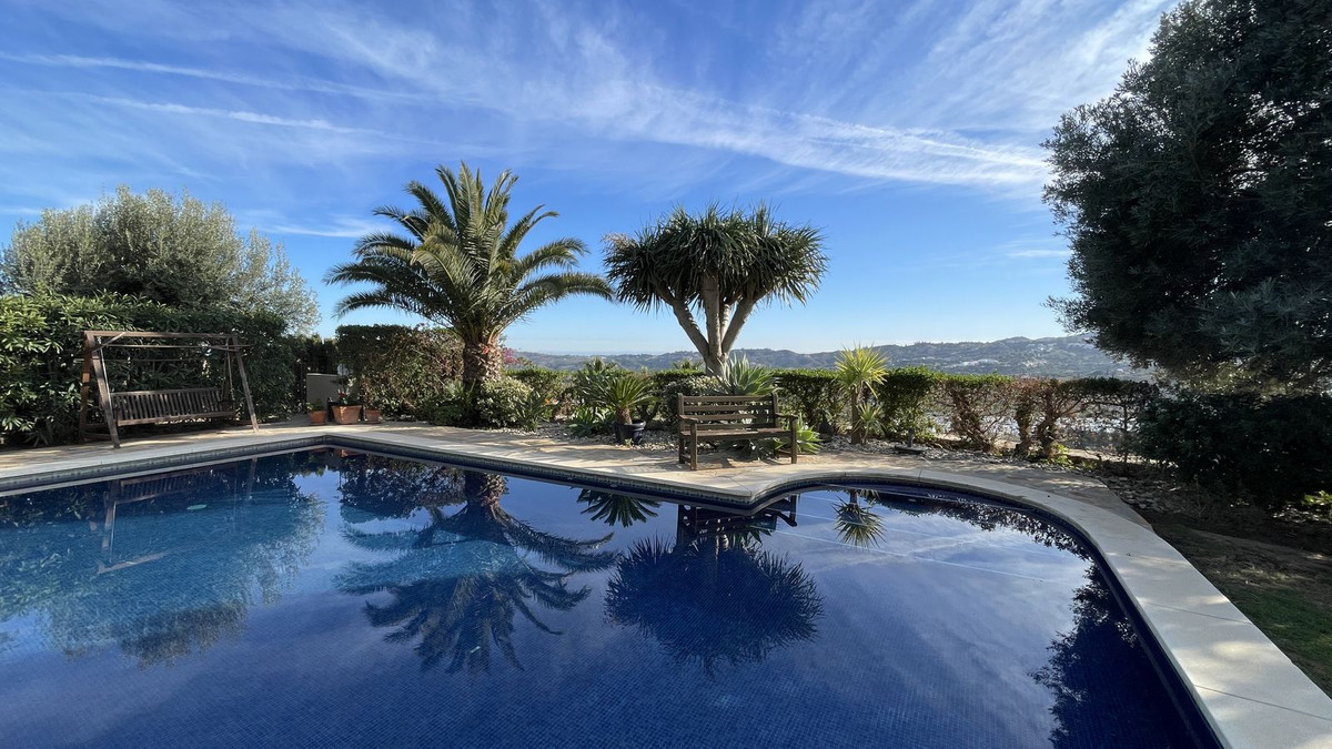 4 Bed Townhouse for sale in La Cala De Mijas Costa Del Sol, Málaga, Spain