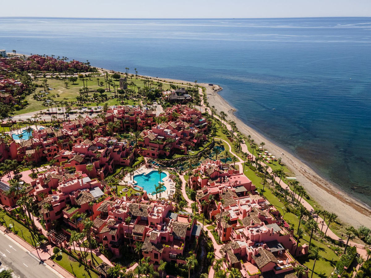 3 Bed Apartment for sale in New Golden Mile Costa Del Sol, Málaga, Spain