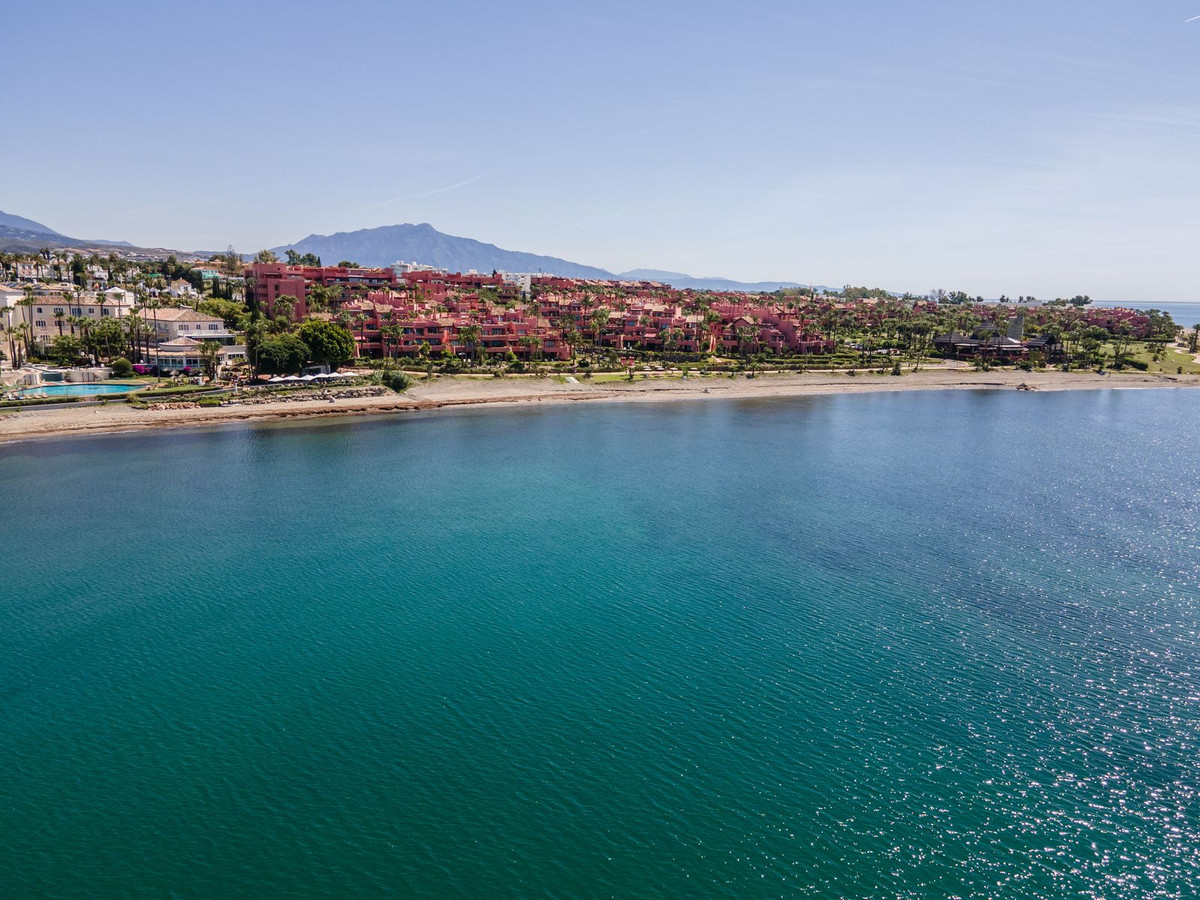 3 Bed Apartment for sale in New Golden Mile Costa Del Sol, Málaga, Spain