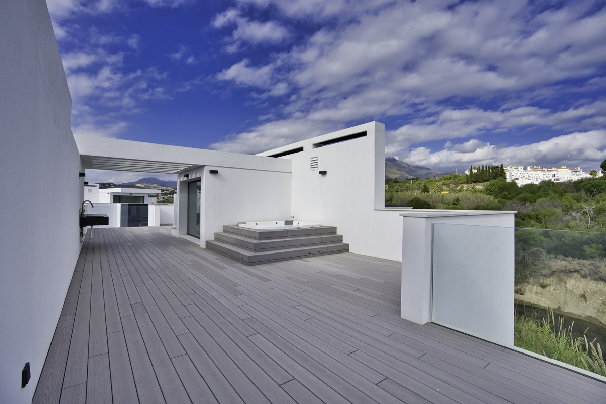 4 Bed Townhouse for sale in Estepona Costa Del Sol, Málaga, Spain