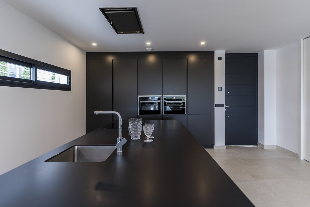 4 Bed Townhouse for sale in Estepona Costa Del Sol, Málaga, Spain