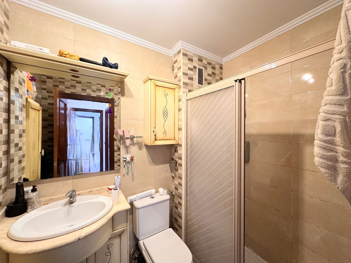 Se vende Apartamento en Planta Última de 2 dormitorios en Málaga Ciudad, Málaga, España