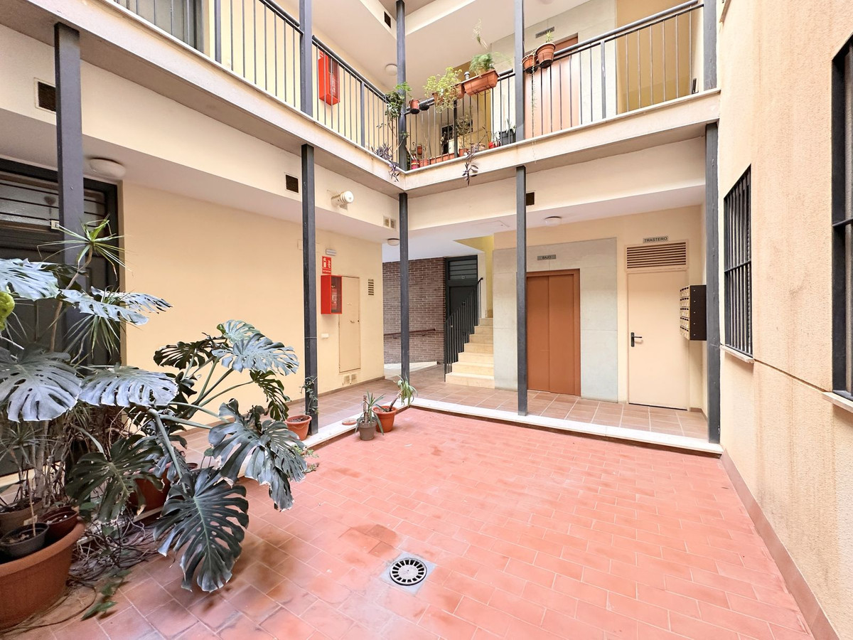 Se vende Apartamento en Planta Última de 2 dormitorios en Málaga Ciudad, Málaga, España