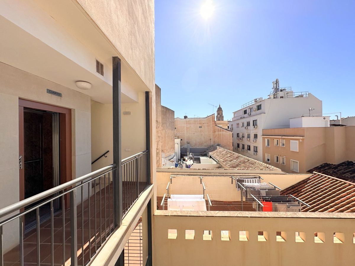 Se vende Apartamento en Planta Última de 2 dormitorios en Málaga Ciudad, Málaga, España